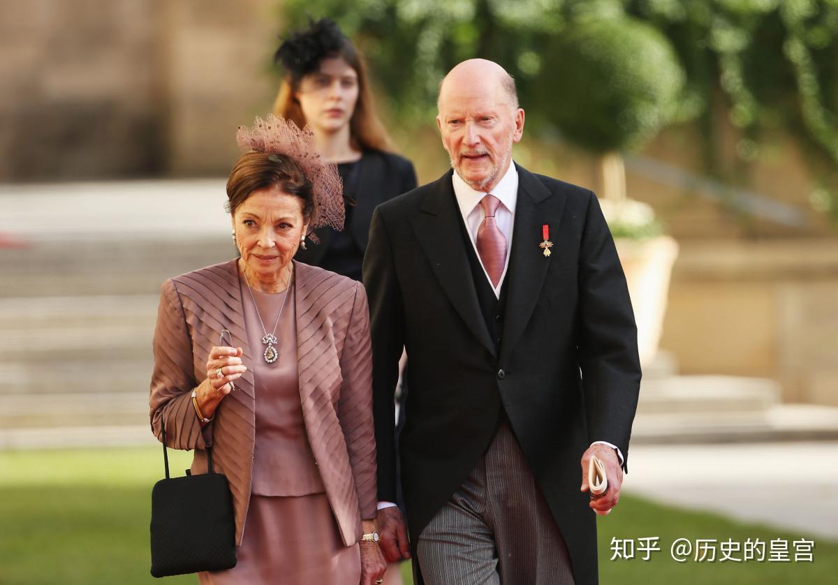 保加利亚末代国王年仅九岁流亡国外五十五年后回国当选总理