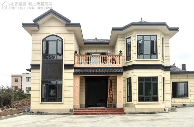 易盖房四川泸县靠空旷场地的欧式竣工乡村别墅怎么样