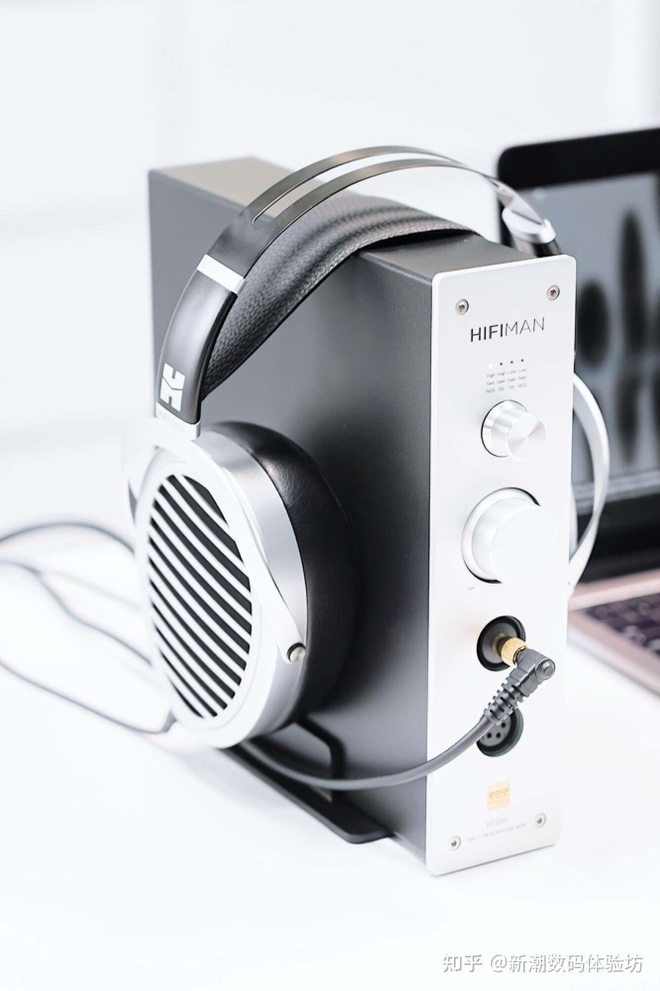 能网播听音乐的“耳机架”？HIFIMAN EF500立式解码耳放一体机简评