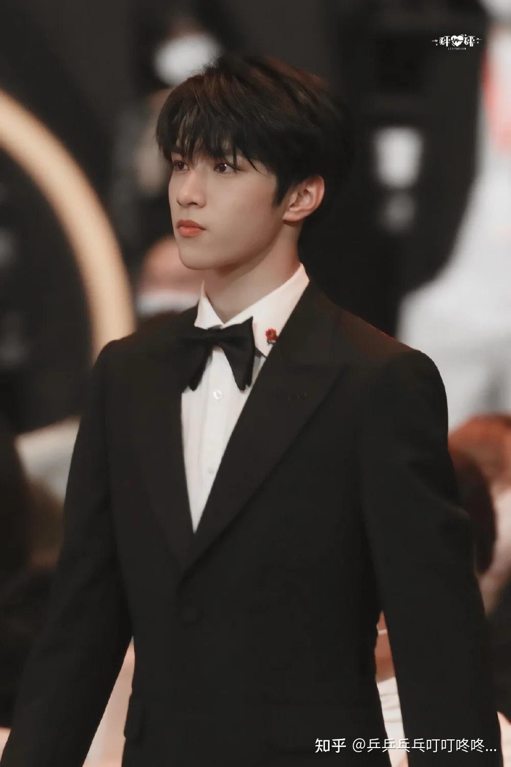 有没有那些刘耀文惊艳到你的图? - 知乎