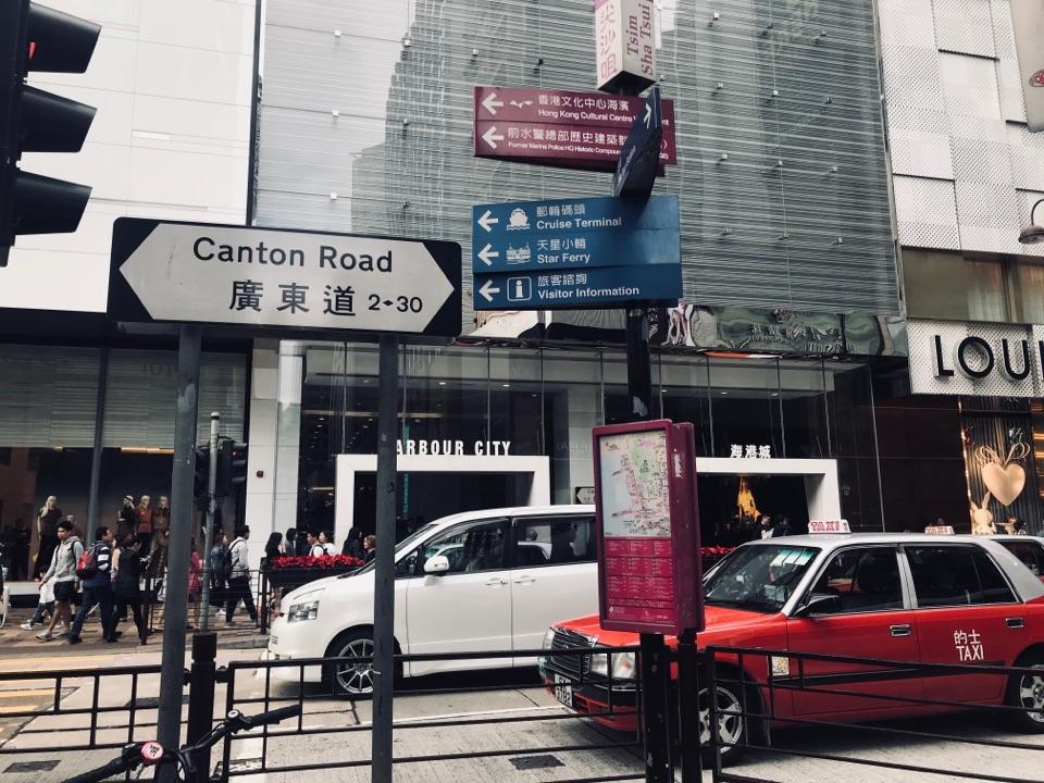 你的手机里有哪些好看的壁纸图片