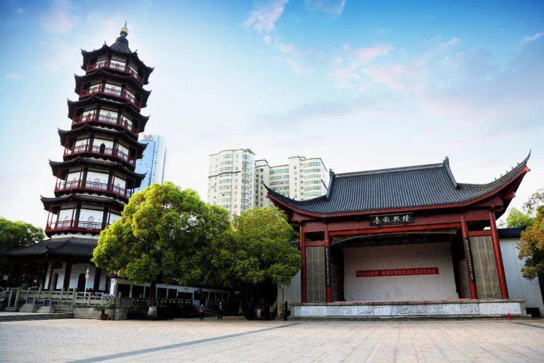 变革沉寂南昌城央下千载传奇破世待歌