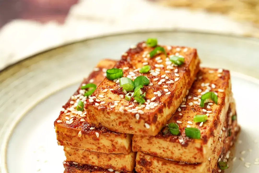 烤豆腐加上它两天不吃就喊馋不用一滴水