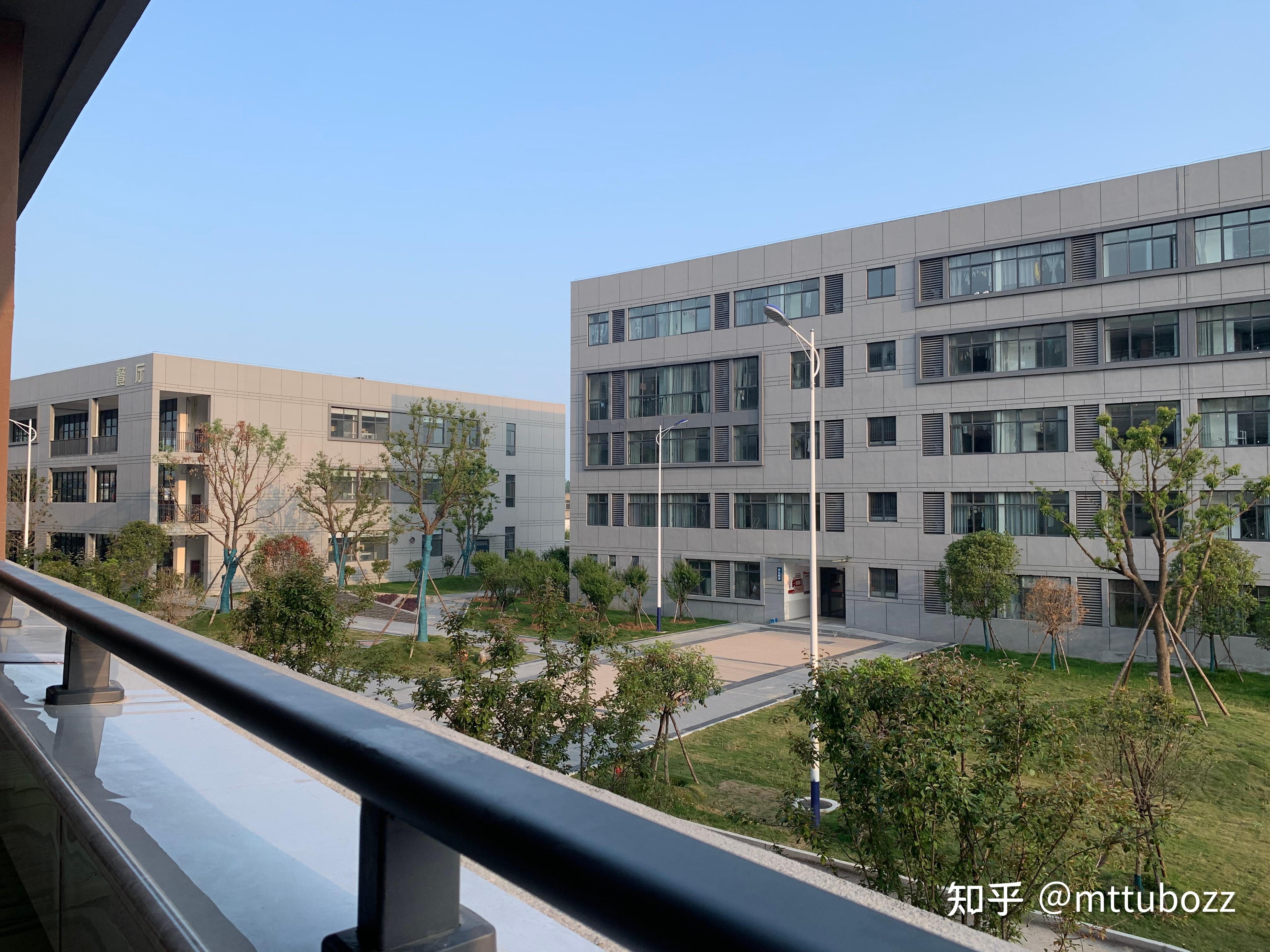 南阳言蹊中学到底怎么样? - 知乎