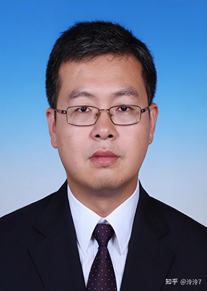 区委常委,常务副区长:王永杰