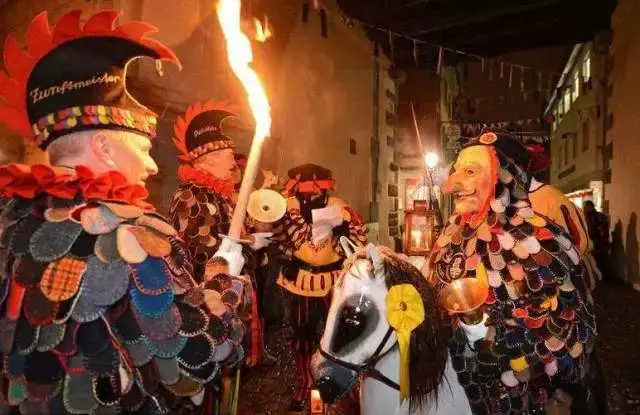 德国感恩节其实一般在9月或10月,但是他们既不搞家庭聚会,也不吃火鸡.