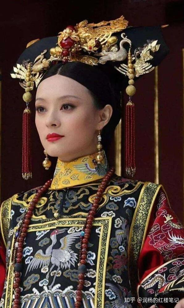 里的甄嬛,死前留下遗言拒绝与皇帝合葬有可能,但是,历史上,甄嬛的原型
