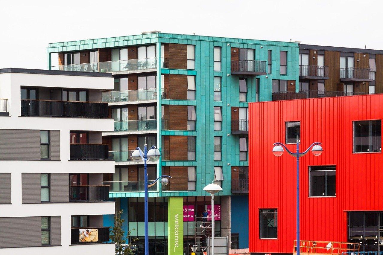 2. 空间布局精妙