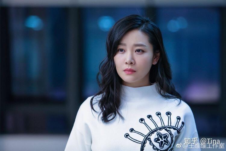 里的权水;她是《我的体育老师》里的田野;她是《月嫂先生》中的阮溪溪