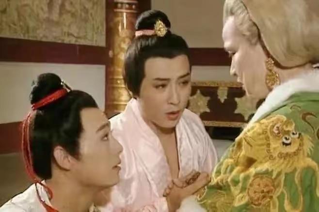 武则天晚年宠幸张昌宗和张易之兄弟，仅仅是因为他俩是男宠吗？ - 知乎