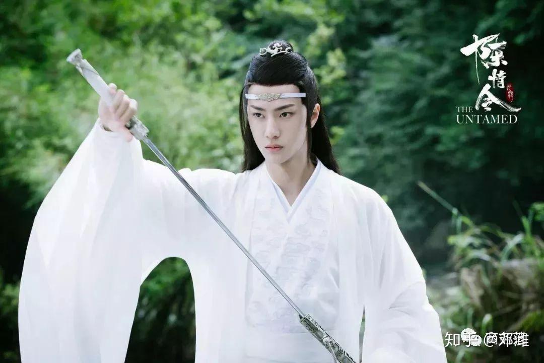 陈情令》男主现代装：王一博西装配百达翡丽，肖战戴卡地亚背LV - 知乎