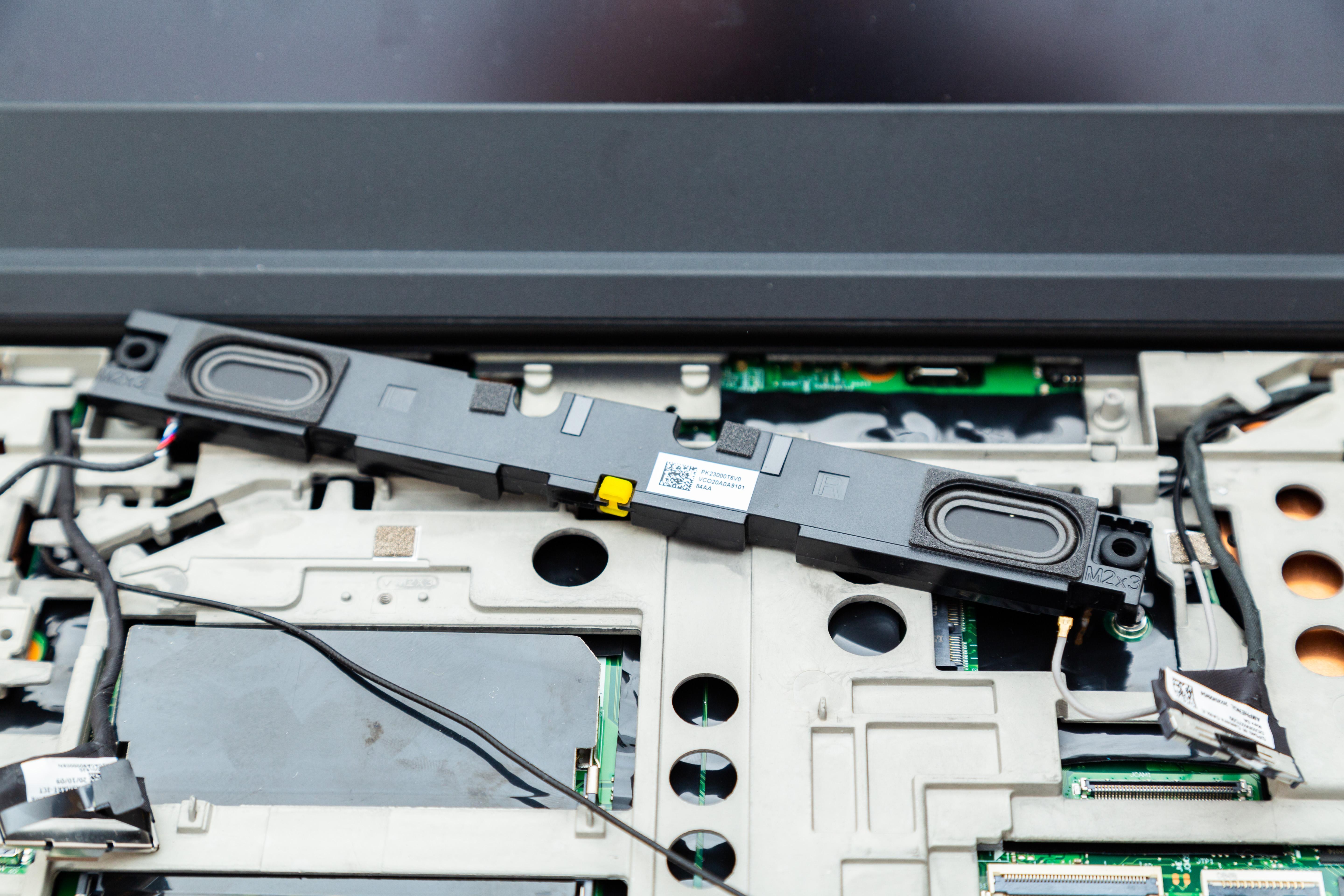 可能是当下设计用料最好的15寸移动工作站:拆解评测thinkpad p15	15g