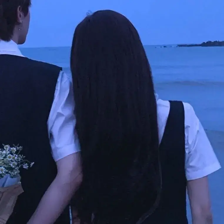 一些超级特别又好看的情侣头像,共190张-最好看的情侣头像动漫一人一半