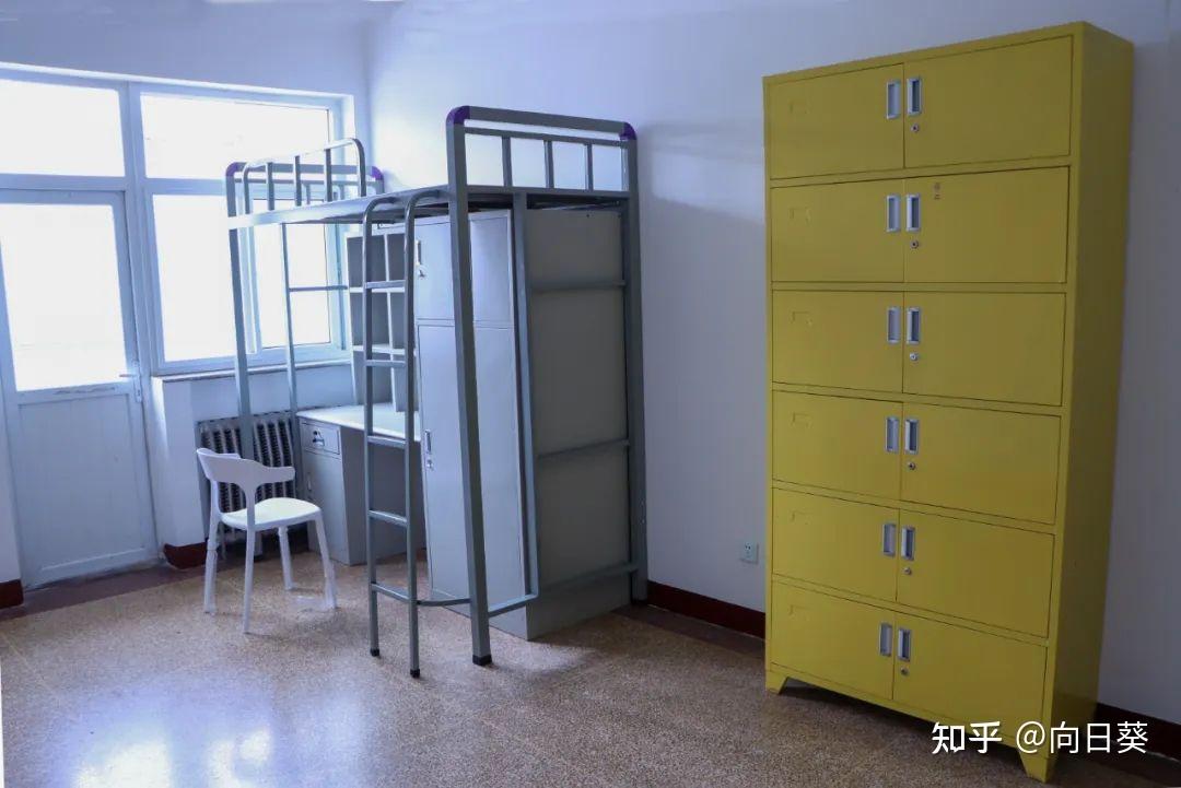 长治一中的宿舍怎么样