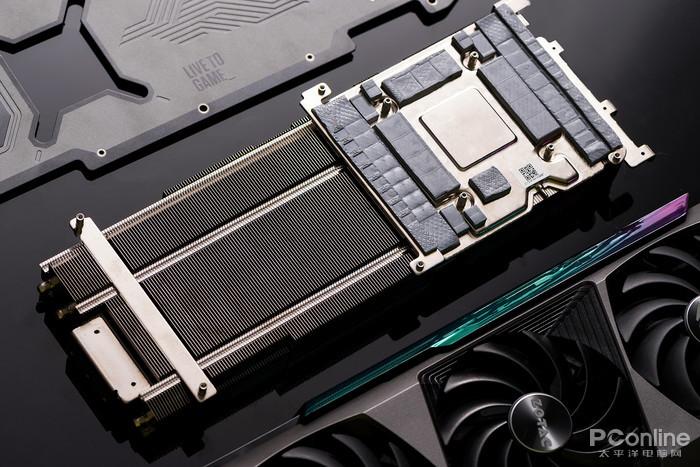 索泰rtx3090tiampextremeholo显卡评测外观亮眼的非公卡皇