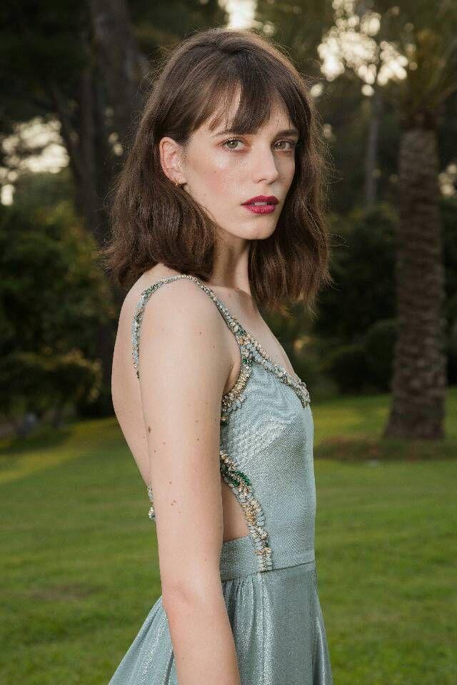 西方哪些白人美女影星让你觉得五官很精致