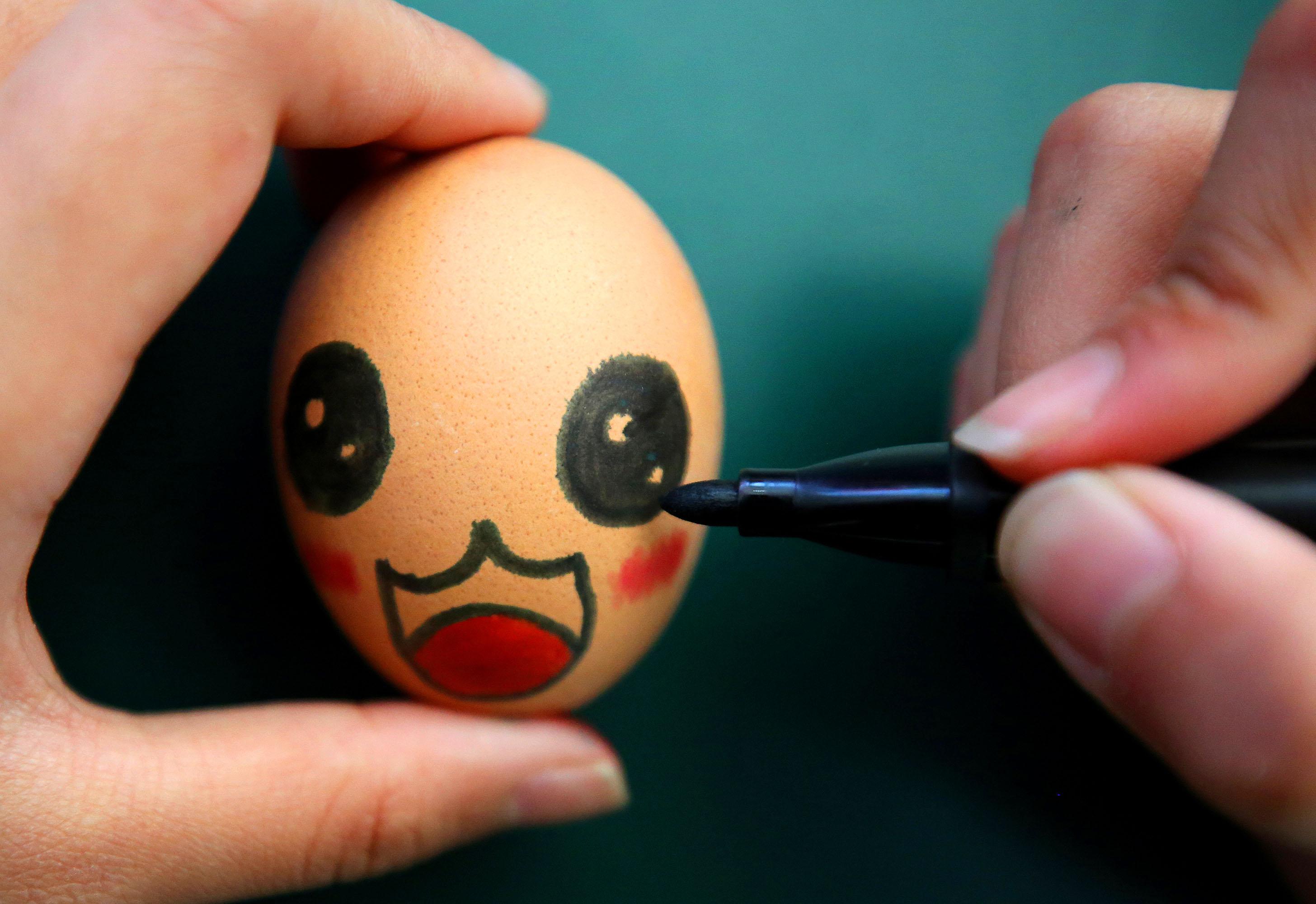 组图山东枣庄传统民俗立夏碰蛋