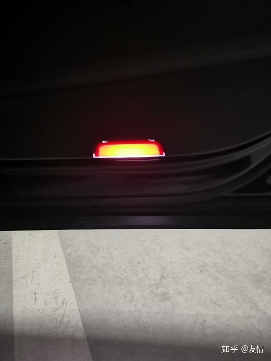 给我的途昂换装车门灯