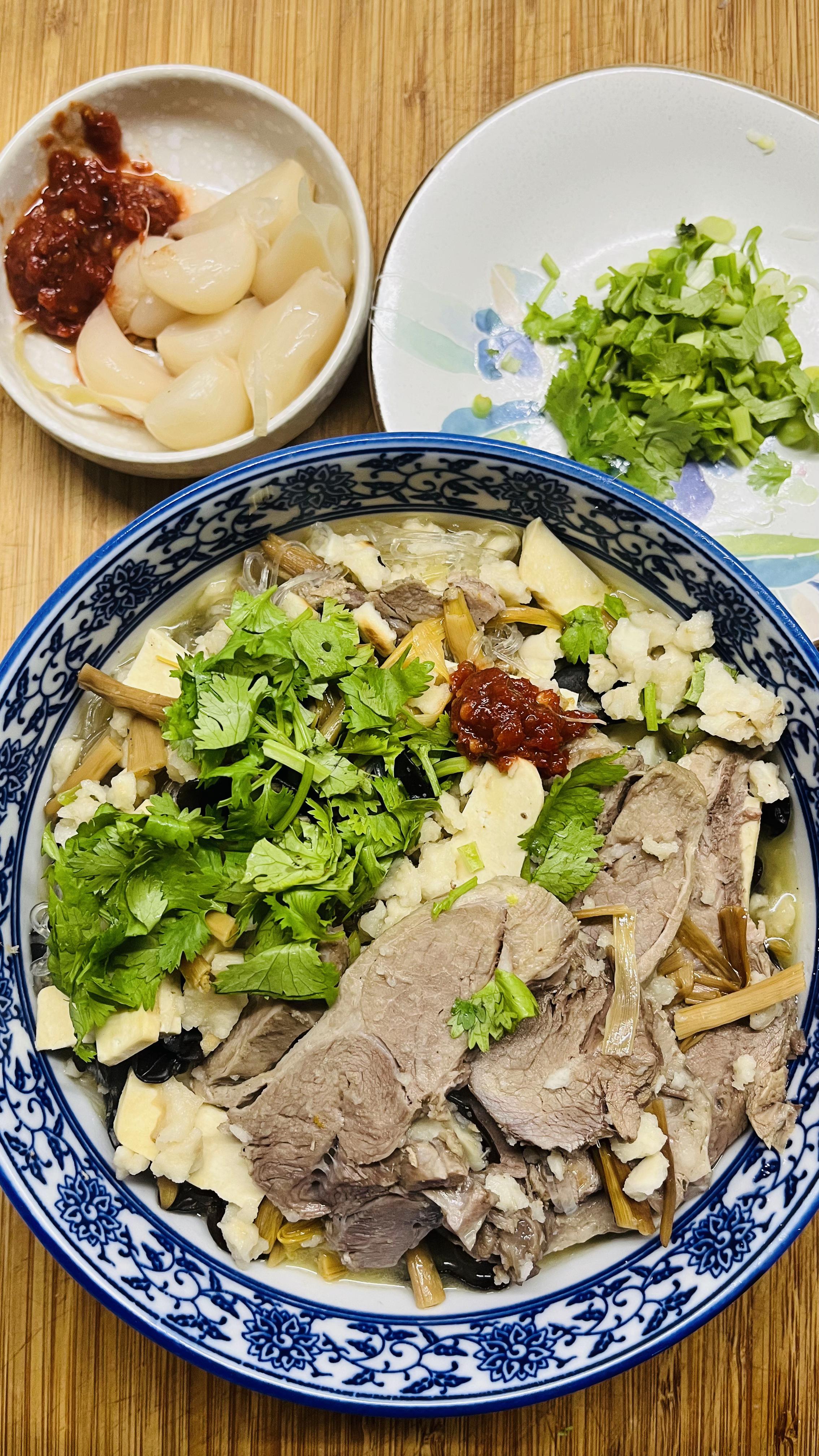 陕西的朋友能不能聊一下你对西安特色美食葫芦头的看法?