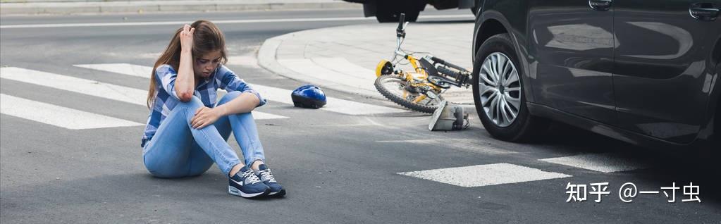 女孩死亡鞋掉了图片