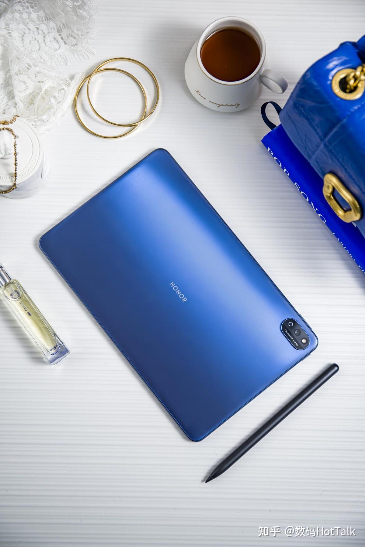 荣耀平板v7体验2k家庭影院级影视体验