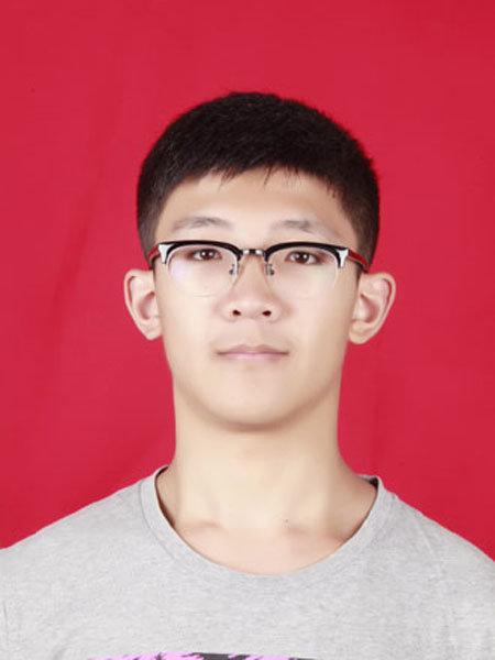 新人求助。本矬的脸型和五官适合什么发型(奥