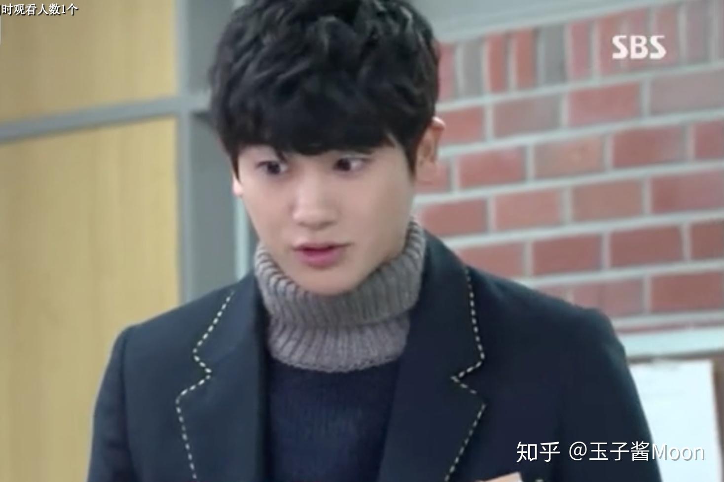 四号长腿:朴炯植