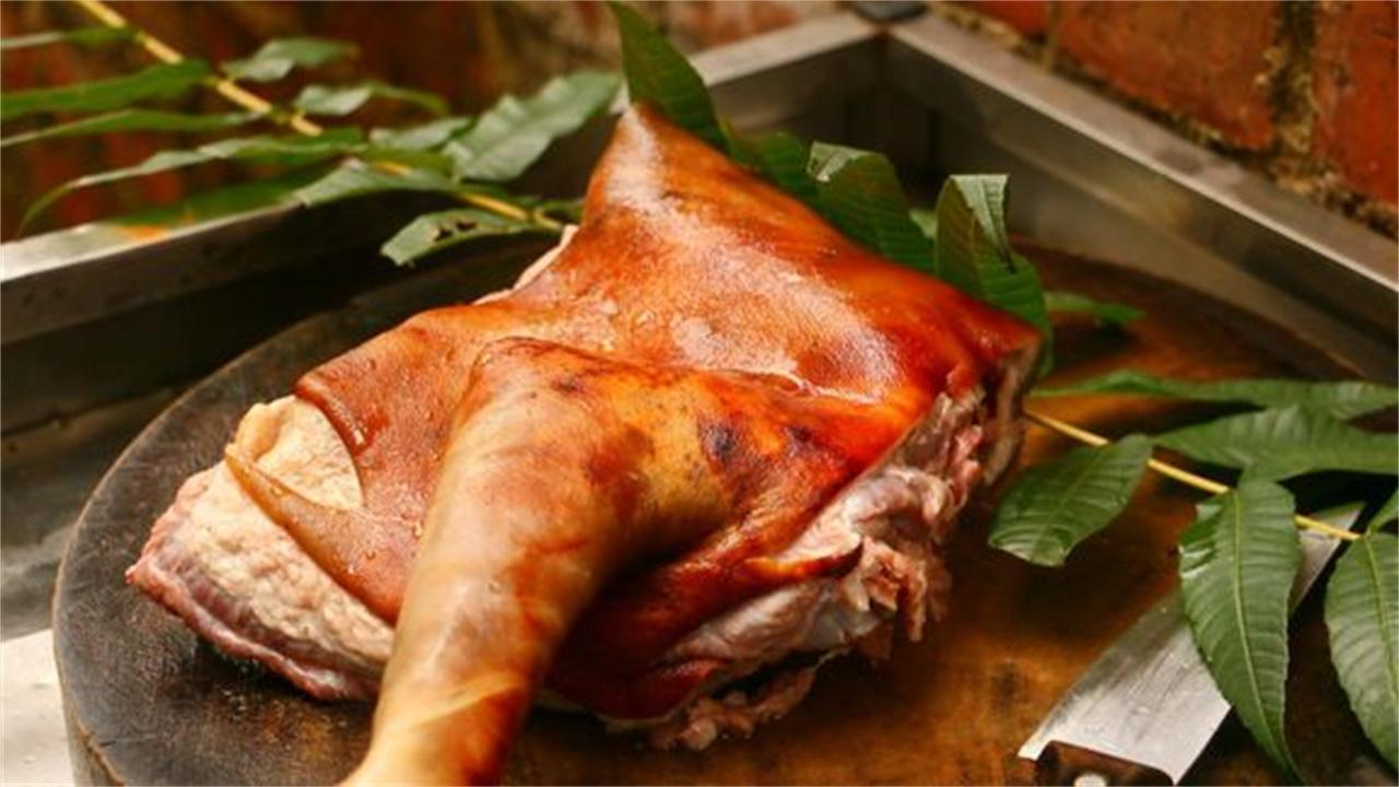 美食教学广西白切稻香狗肉肉里带有一股清香一人一腿不够吃