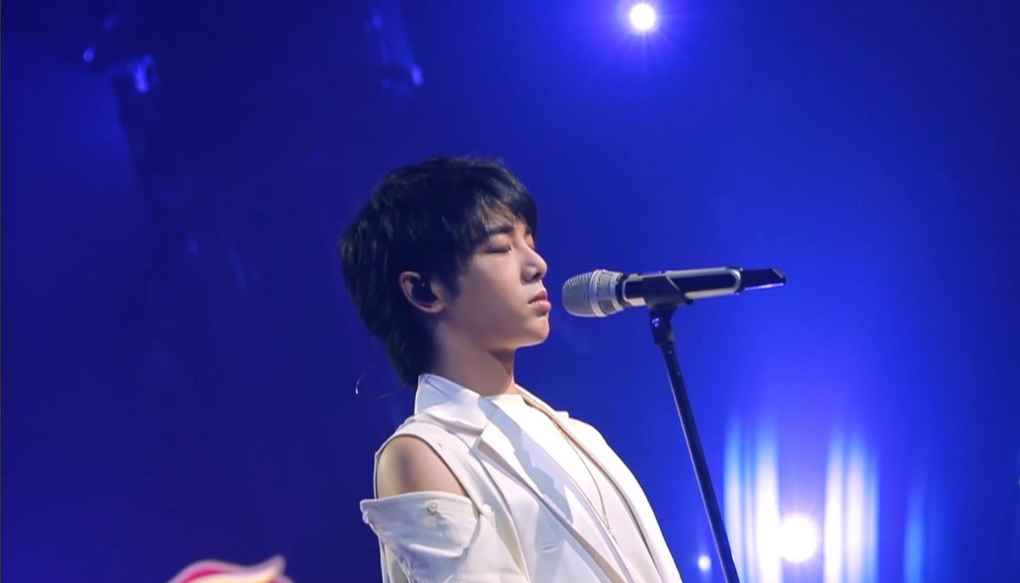 歌手 米希亚再现经典 请别走 周深为粉丝带来晚安曲 花花被奇袭 知乎 歌手 米希亚再现经典 请别走 周深为粉丝带来晚安曲 花花被奇袭 知乎