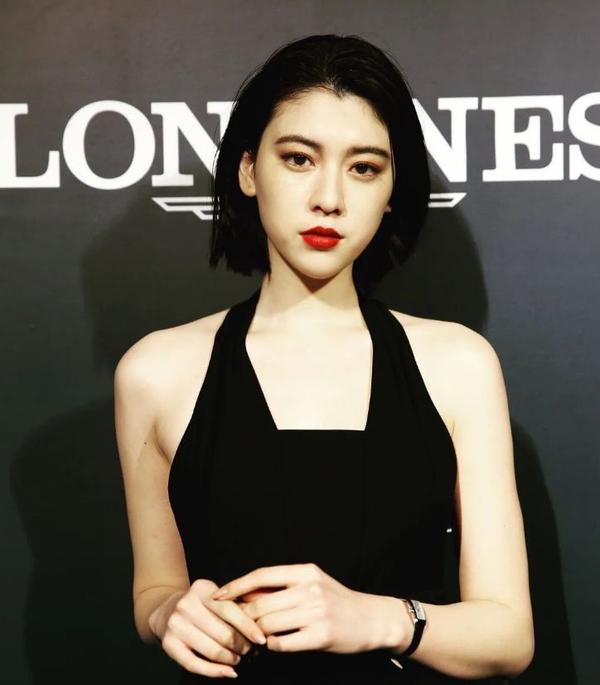 谁能不爱三吉彩花？ Facebook-第5张