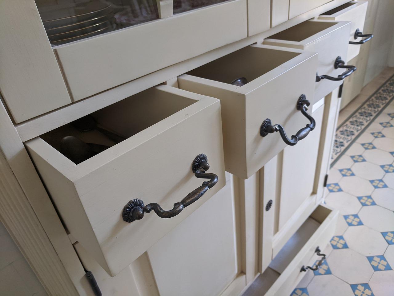 3. 无锁具抽屉加固