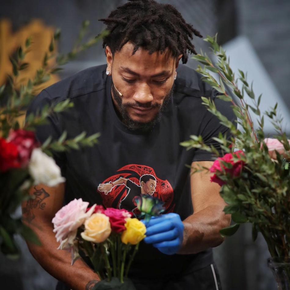 罗斯中国行为什么哭了