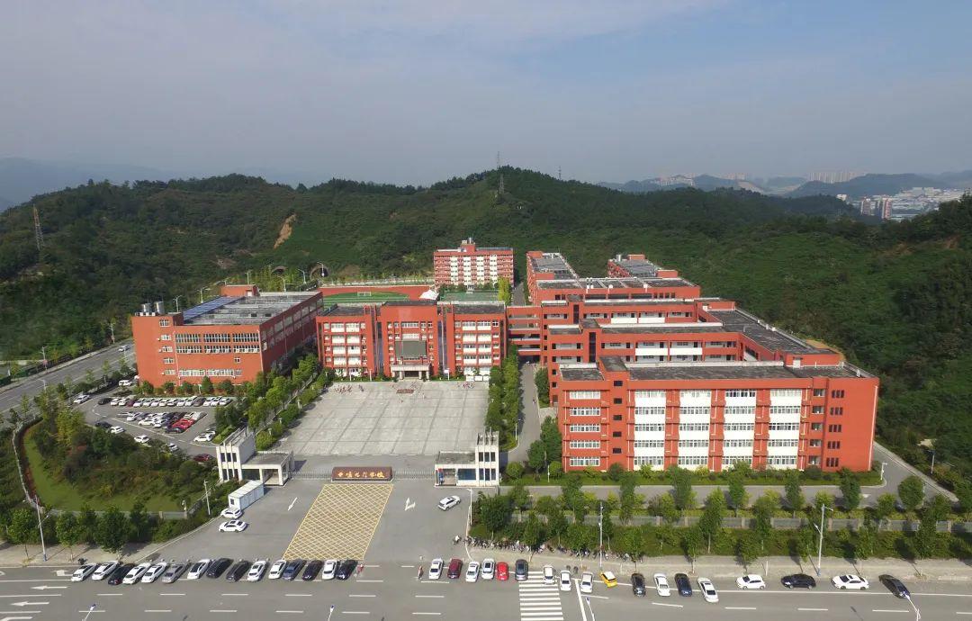 十堰东风国际学校2024年秋季招生咨询火热开启!