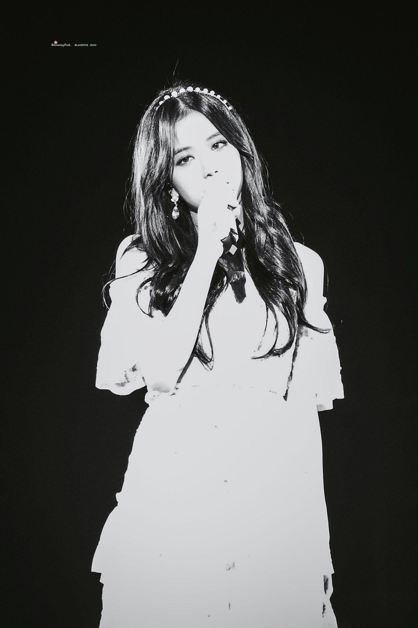 有没有blackpink四人的黑白头像(单人组合都可)求无水印? - 知乎
