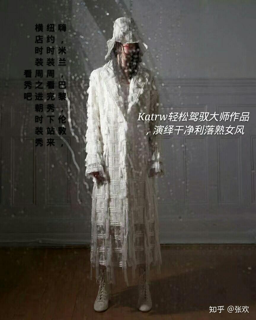 范小娟那一天阳光明媚,哼着歌,骑着单车,满欢心喜