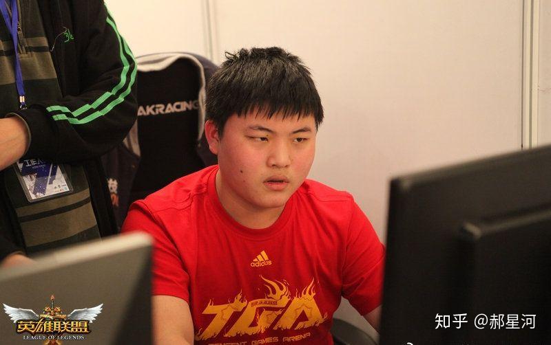 客观分析,Uzi 职业生涯个人实力起伏是什么样的