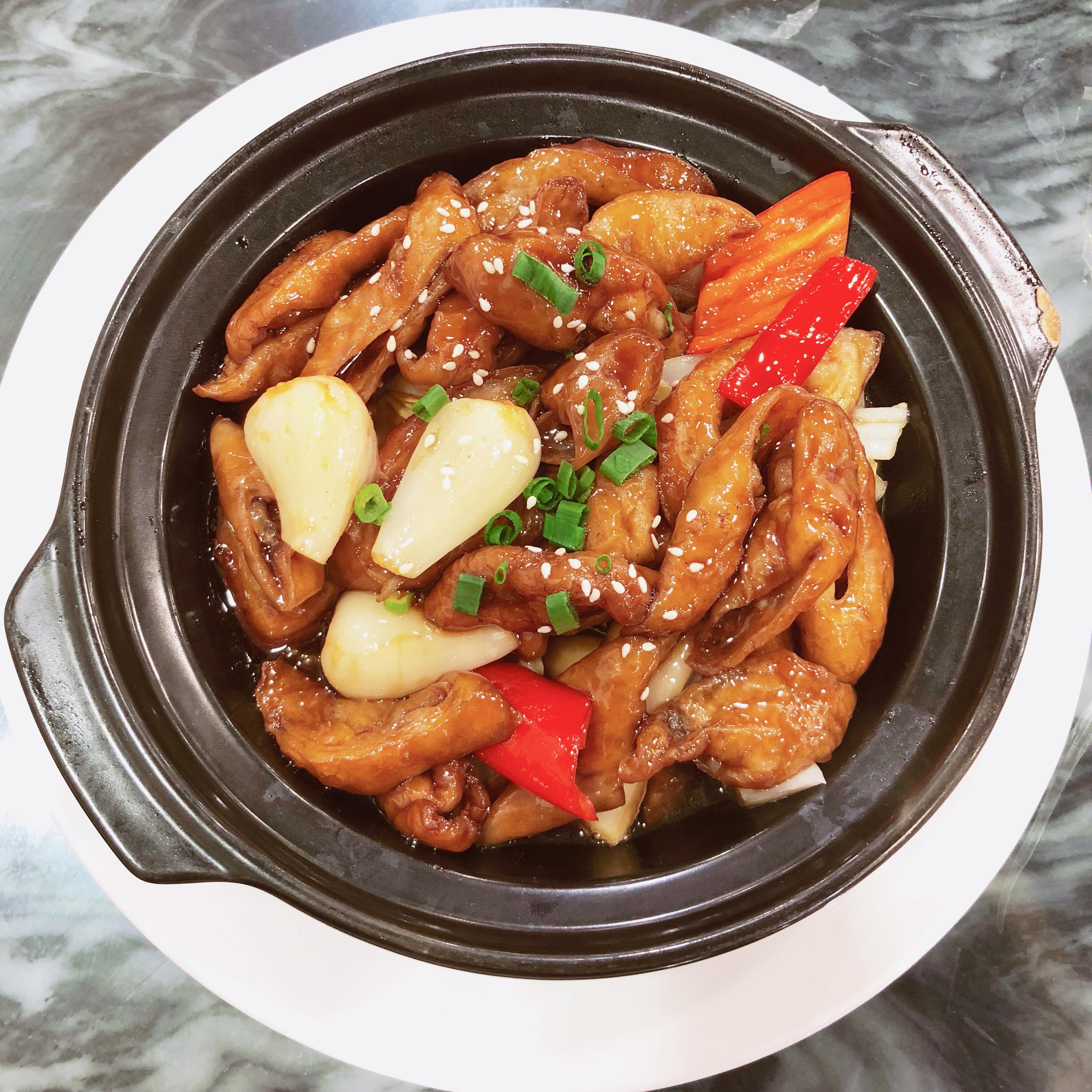 三杯大肠:糖醋大肠兄弟,味道可想而知啦炒牛奶:大众点评top3,获得一致