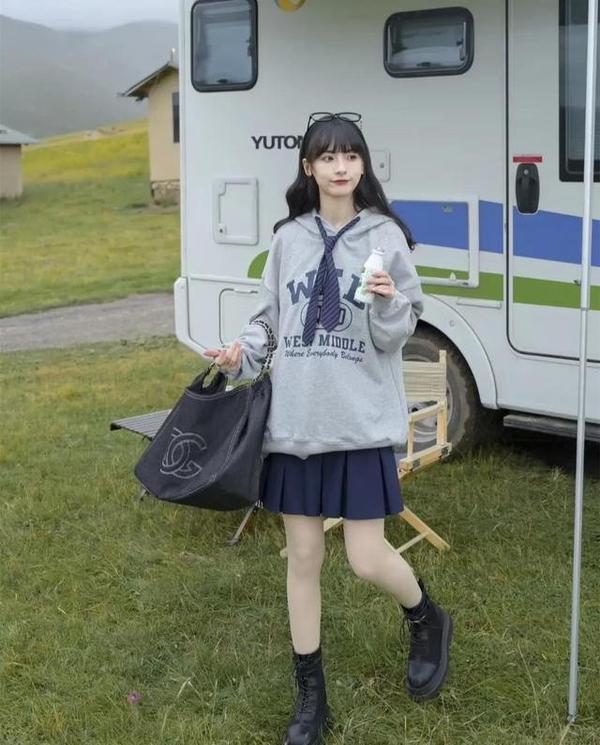 女人怎么护肤保养_护肤保养 图片_米兰达可儿护肤保养秘笈公开