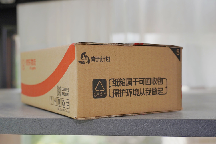 垃圾分类到底有用吗每天分类10吨垃圾的京东小哥给你答案