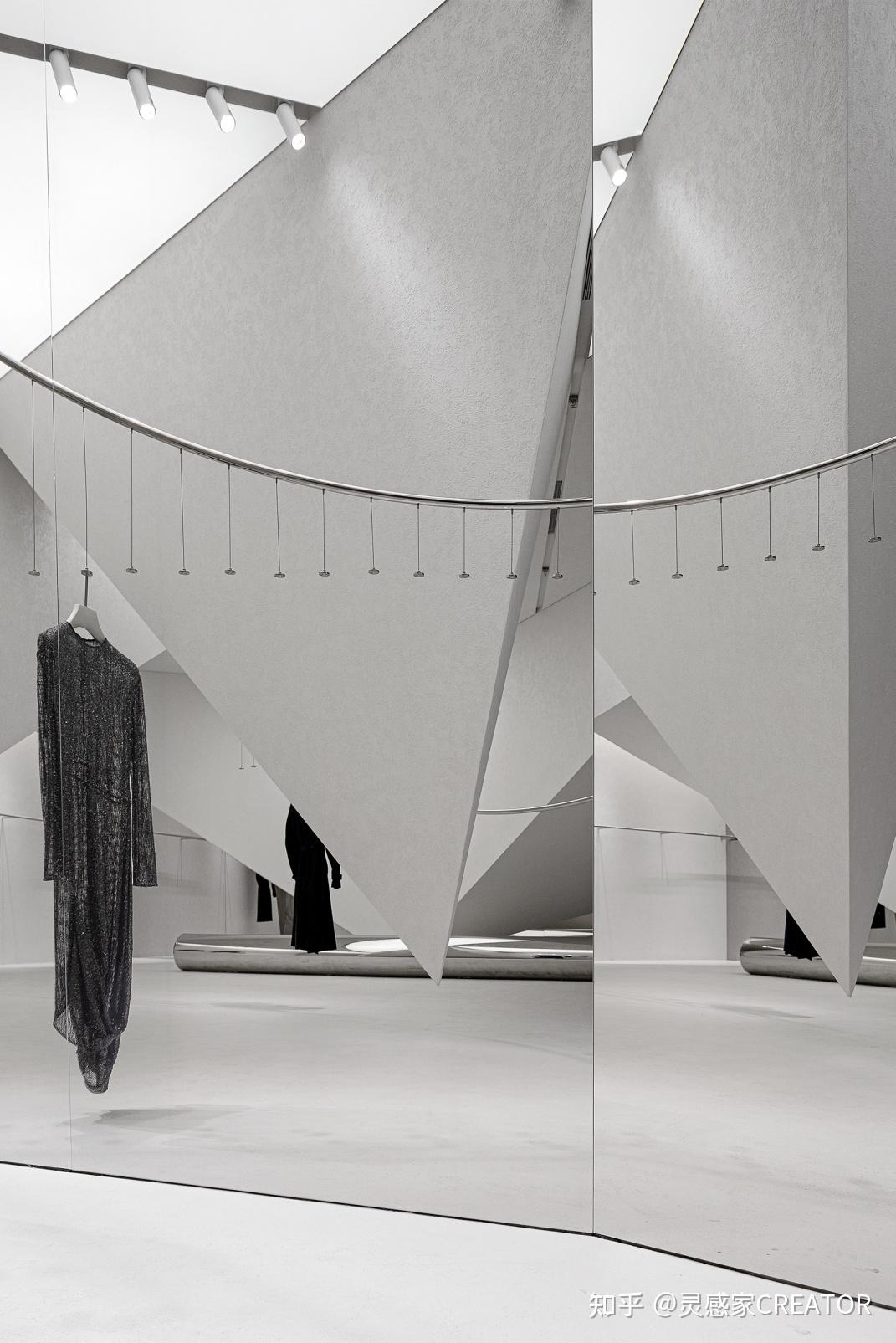 东仓建设作品 | "失重空间"里的一场对话 ,yoeyyou形象概念店