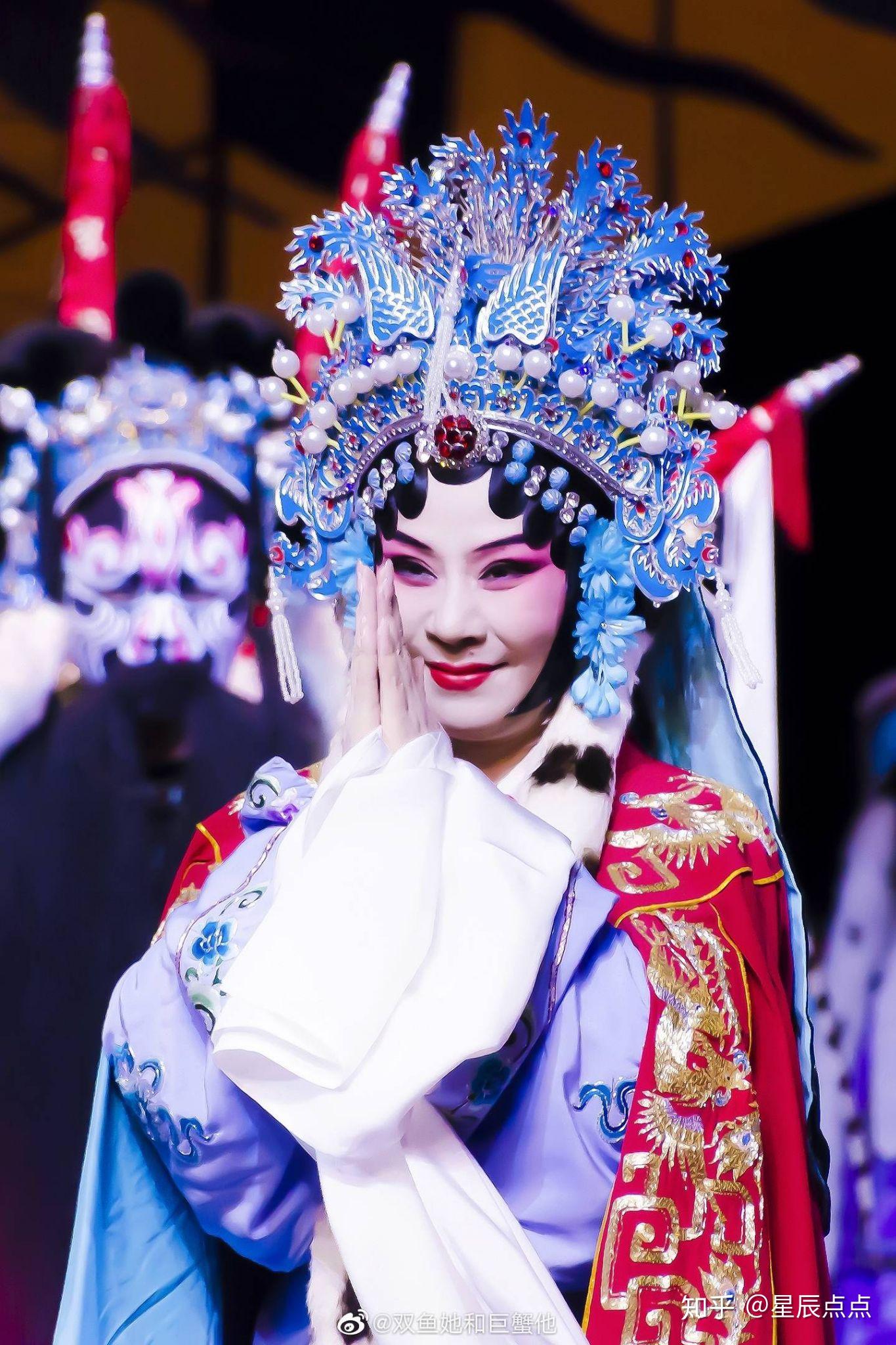 为什么迟小秋可以这么美(鸡叫)?