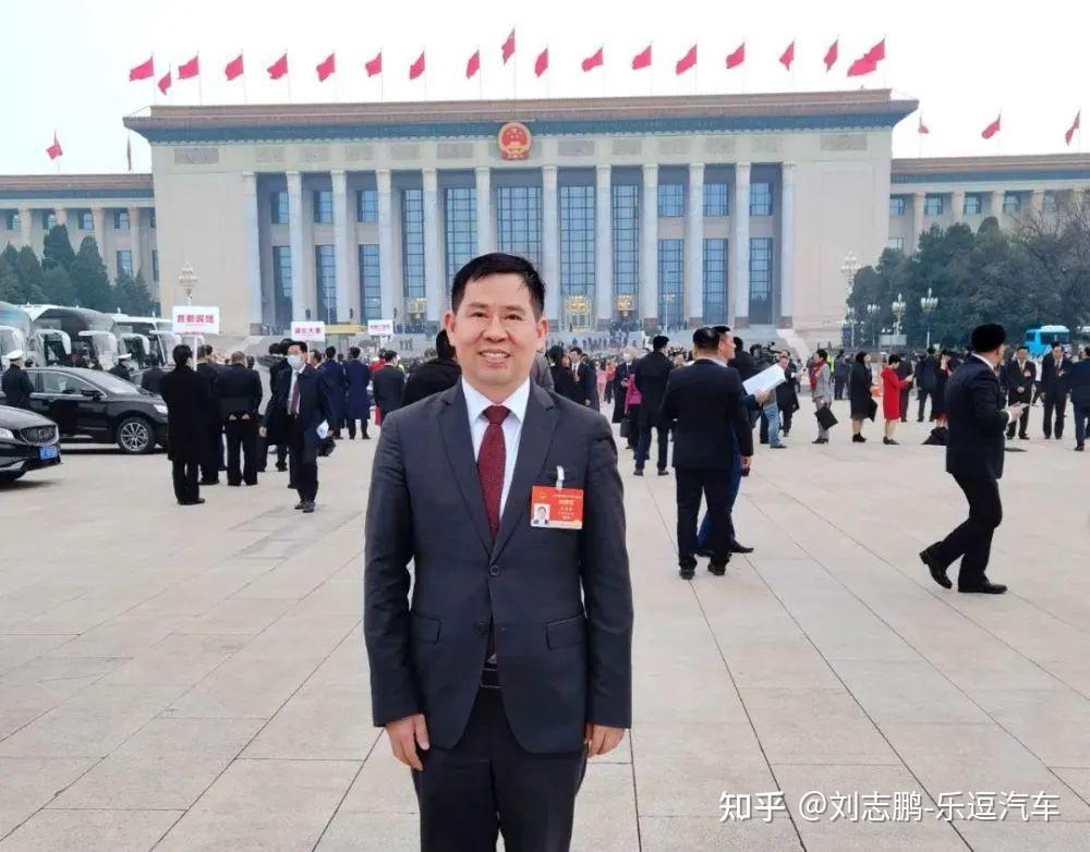 方运舟是全国人大代表对了,和李斌,李想,何小鹏们有所不同,方运舟身上
