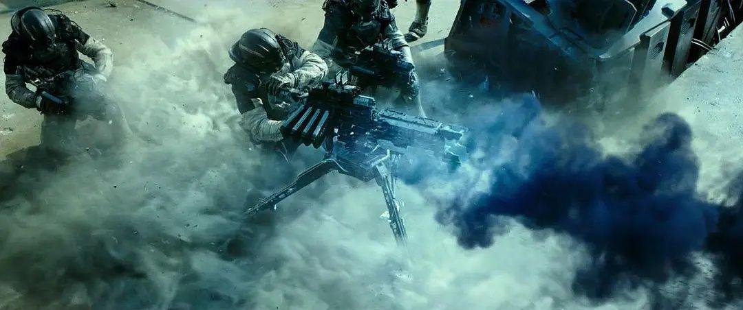 剧情简介讲述了一个美国国防部高级研究计划局科学家接受一项致命任务