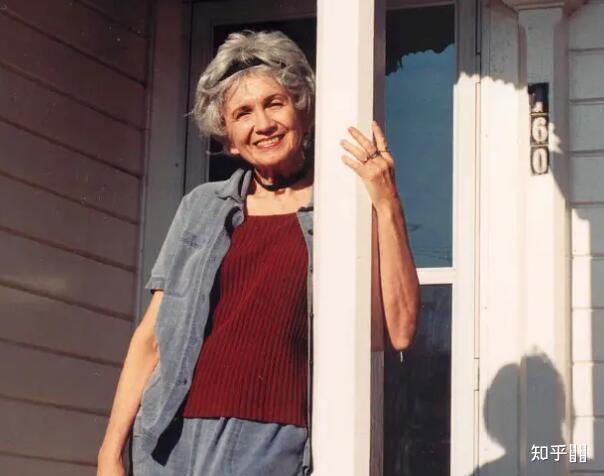 2013年诺贝尔文学奖获得者爱丽丝门罗alicemunro是一位怎样的作家