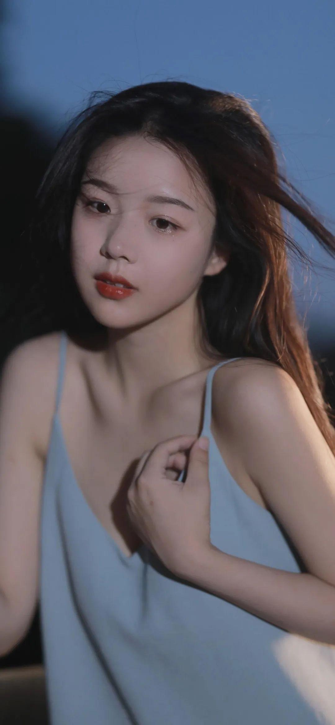 有哪些又欲又纯的美女手机壁纸