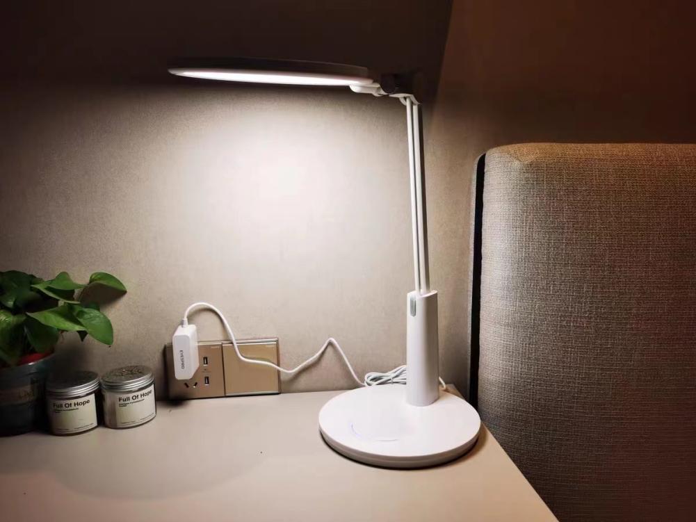 女王节(三八节)几百元到几千元的护眼台灯怎么选? - 知乎