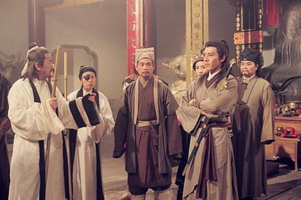 令狐冲真的会迷信和愚忠于岳不群吗? - 知乎