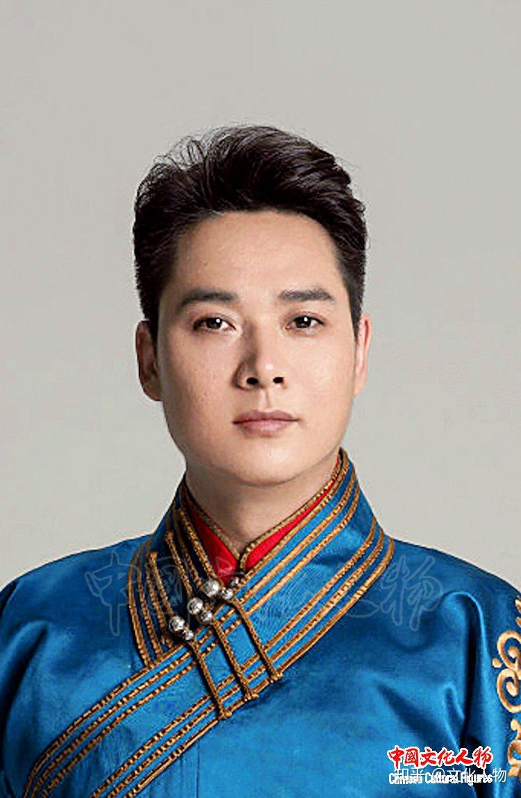 牛彦俊青年男高音歌唱演员杨承华青年男高音歌唱演员韦誉青年男高音