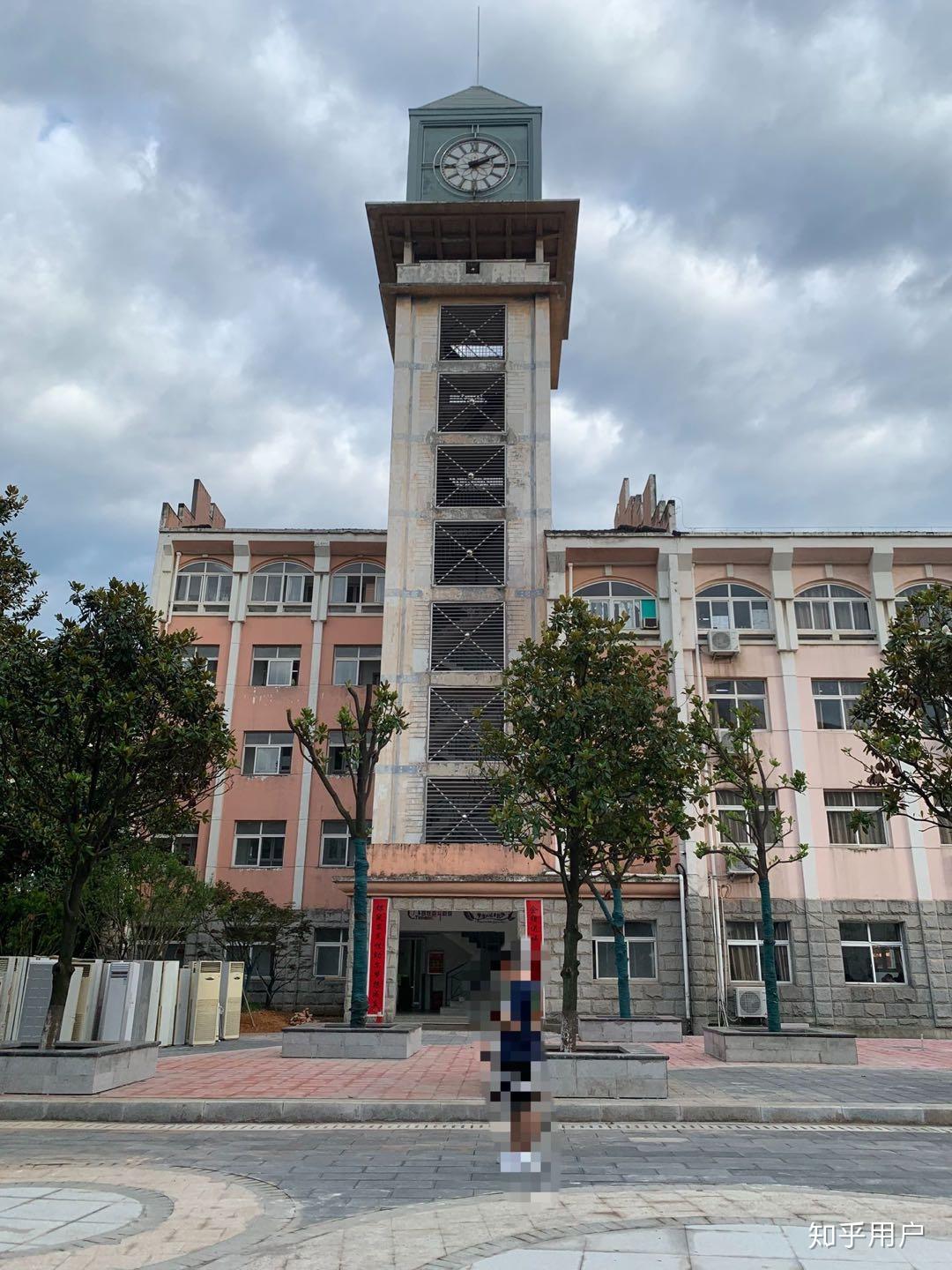 在赤壁一中就读是一种怎样的体验? - 知乎