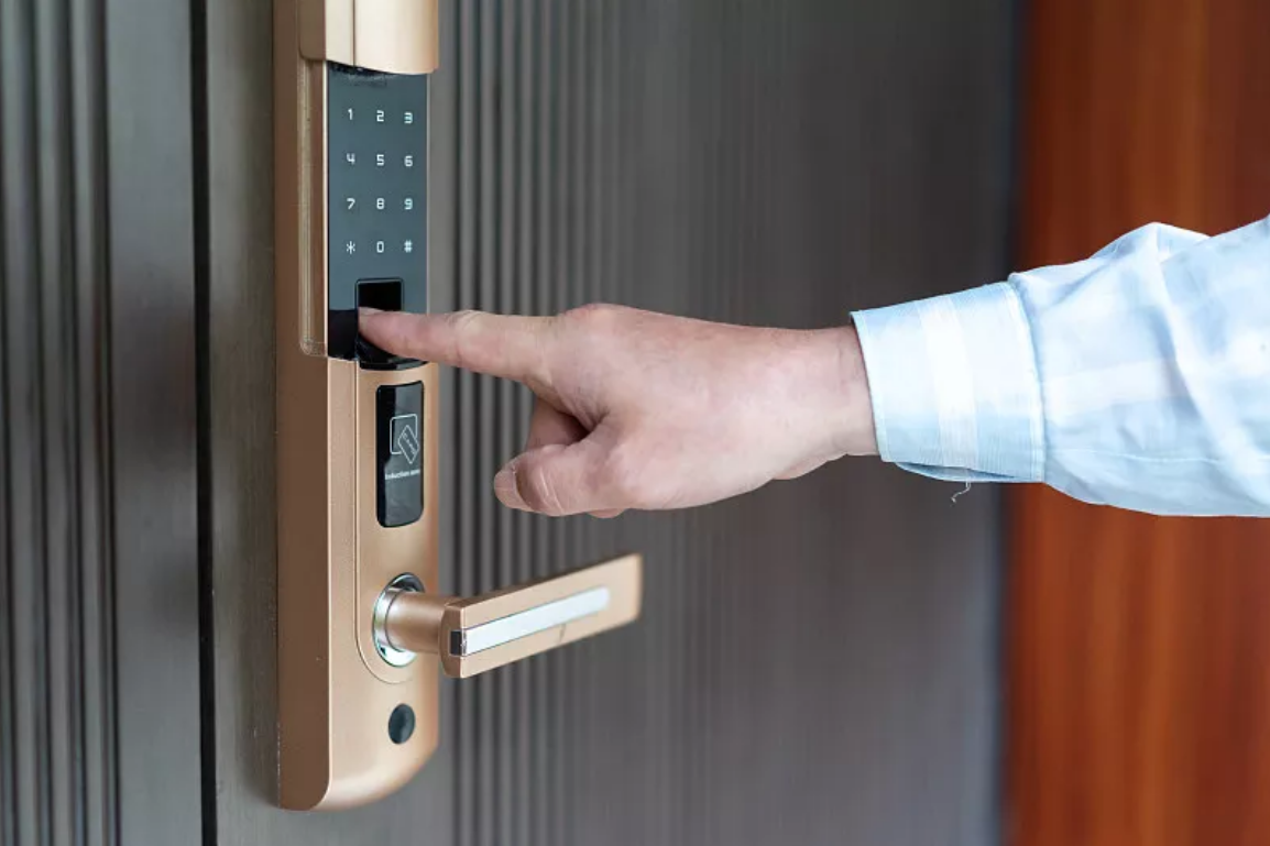 2023年智能锁/指纹锁推荐：不知道智能锁怎么选？看这篇文章，你能想到的智能锁选购问题，都在这里！【含选购科普和品牌智能锁深度分析】